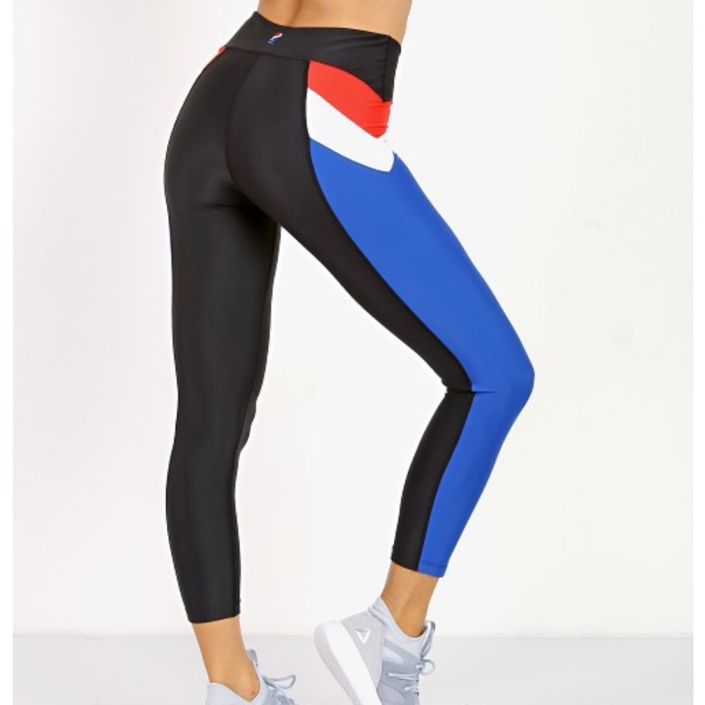 P.E Nation Time-Out 7/8 Length Performance Leggings medium z20